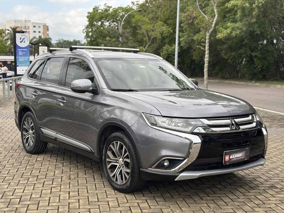 MITSUBISHI OUTLANDER 2.0 COMFORT 16V GASOLINA 4P AUTOMÁTICO